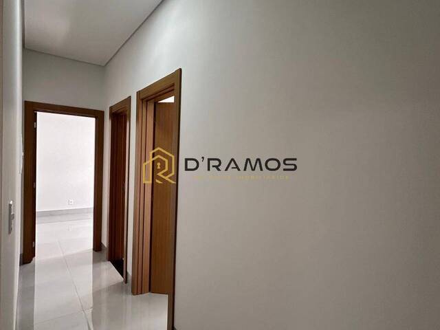 #15 - Casa para Venda em Tangará da Serra - MT