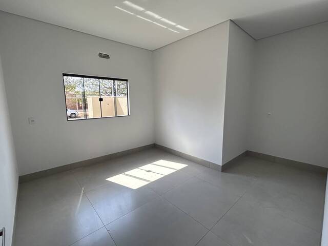 #38 - Casa para Venda em Tangará da Serra - MT - 2