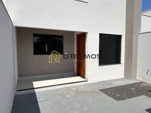 #64 - Casa para Venda em Tangará da Serra - MT