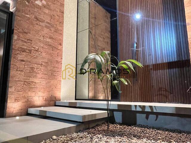 #72 - Casa para Venda em Tangará da Serra - MT - 1