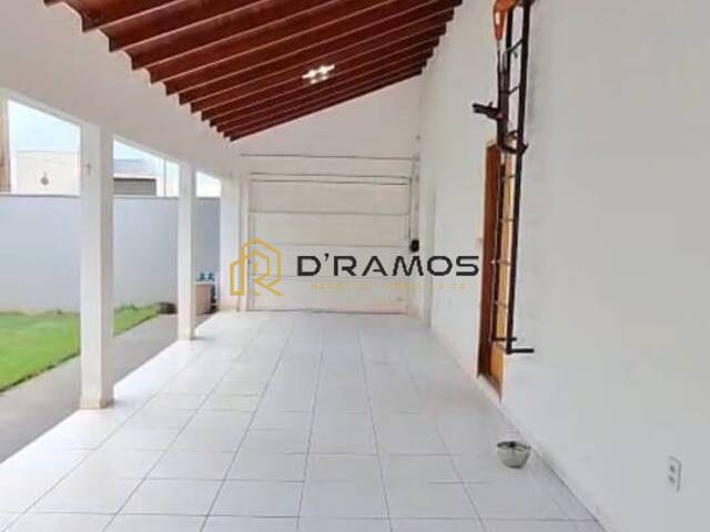 #78 - Casa para Venda em Tangará da Serra - MT