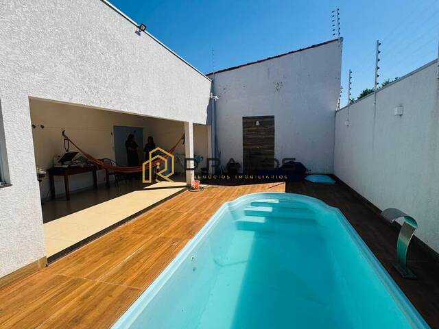 #102 - Casa para Venda em Tangará da Serra - MT